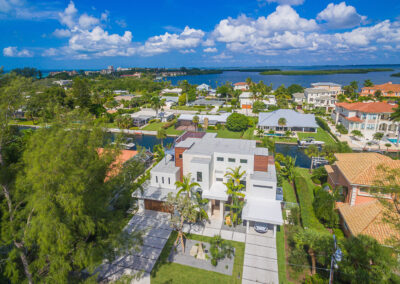 Kingfisher - Front View - Green Heron Developments